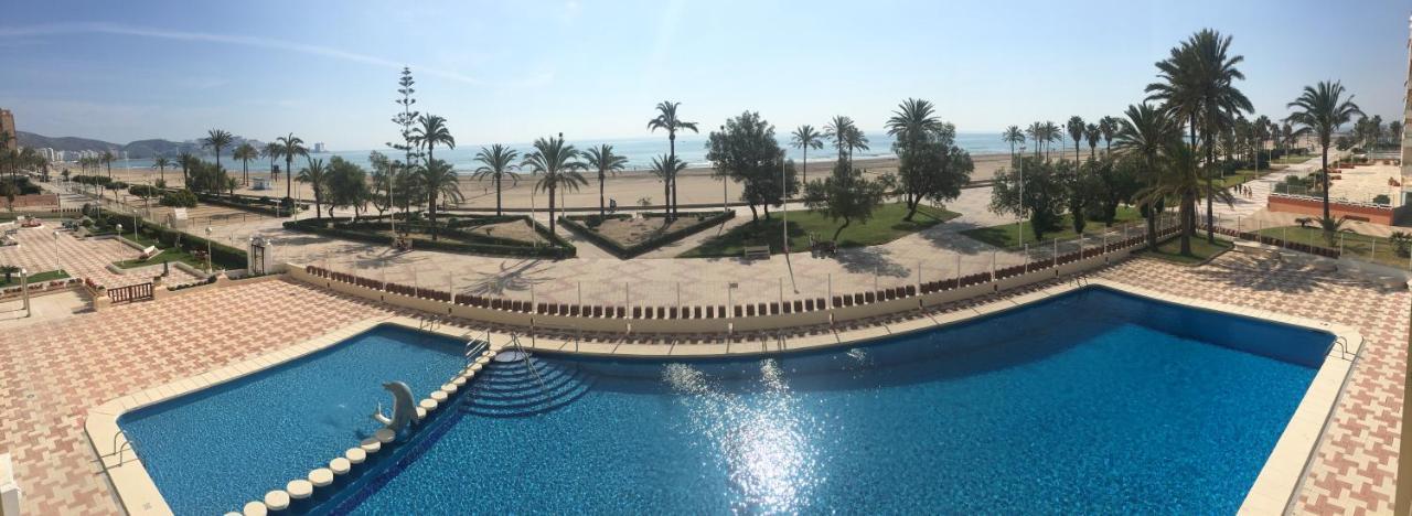 Apartamento En La Playa Arensol كولرا المظهر الخارجي الصورة